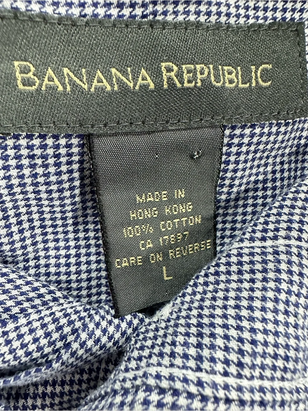Banana Republic Men's Blue Button-Down Shirt L